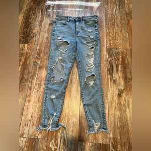 American eagle ripped skinny jeans
